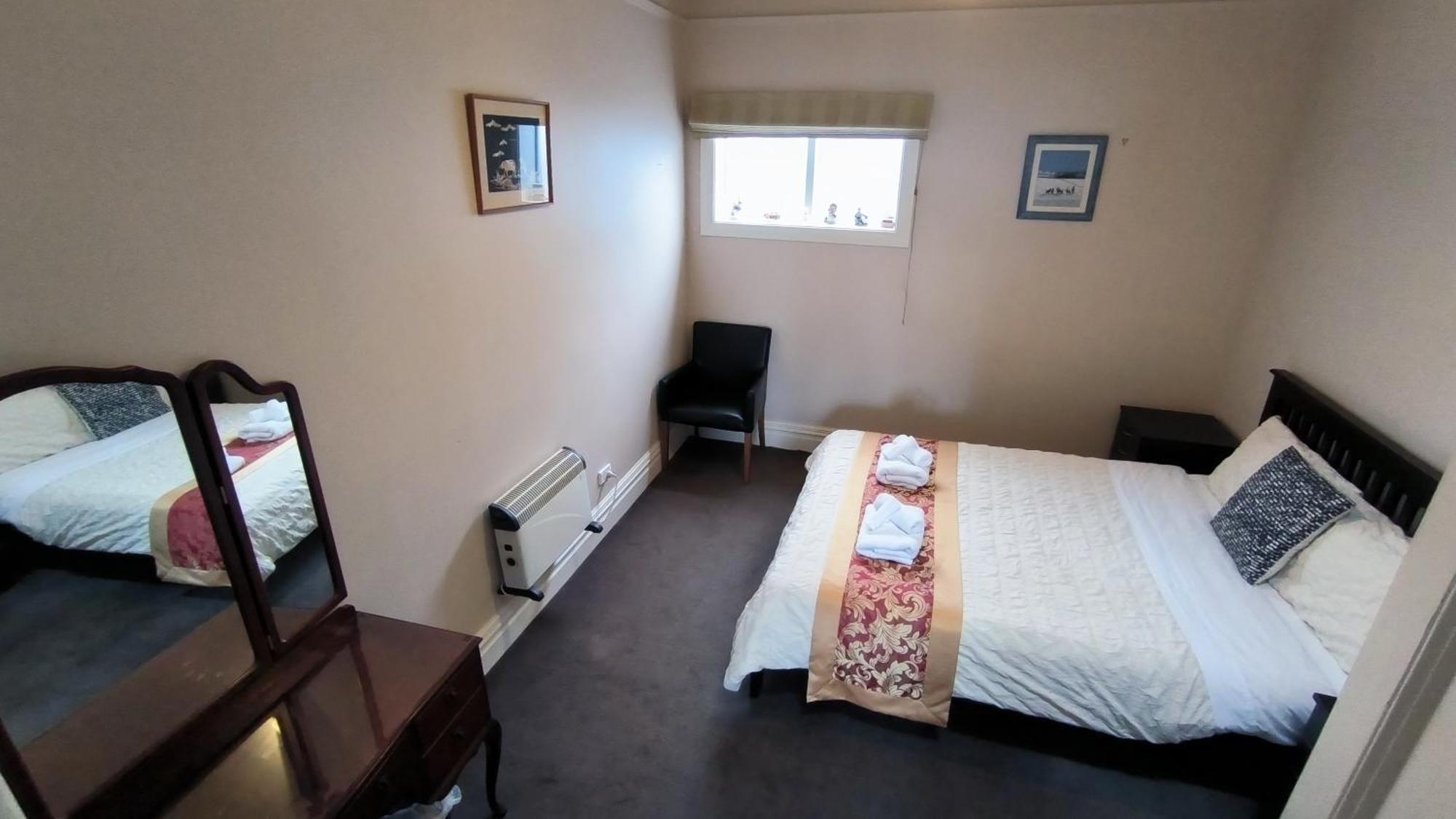 5 Large Bedroom Villas Suitable For 10People Christchurch Bagian luar foto